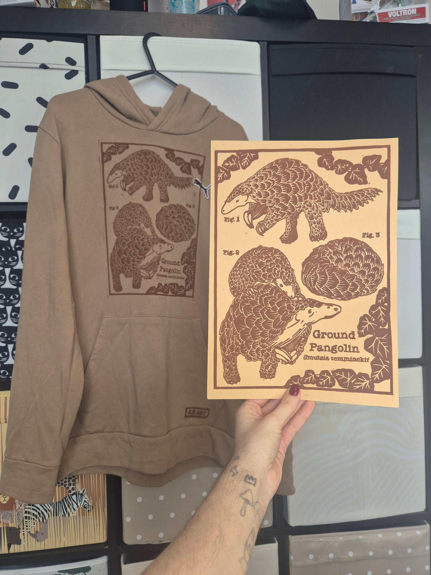 Ash Best- Pangolin and Ant Hoodie (size M) & A4 Print Bundle