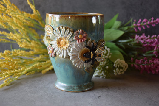 Bee Cup (green)