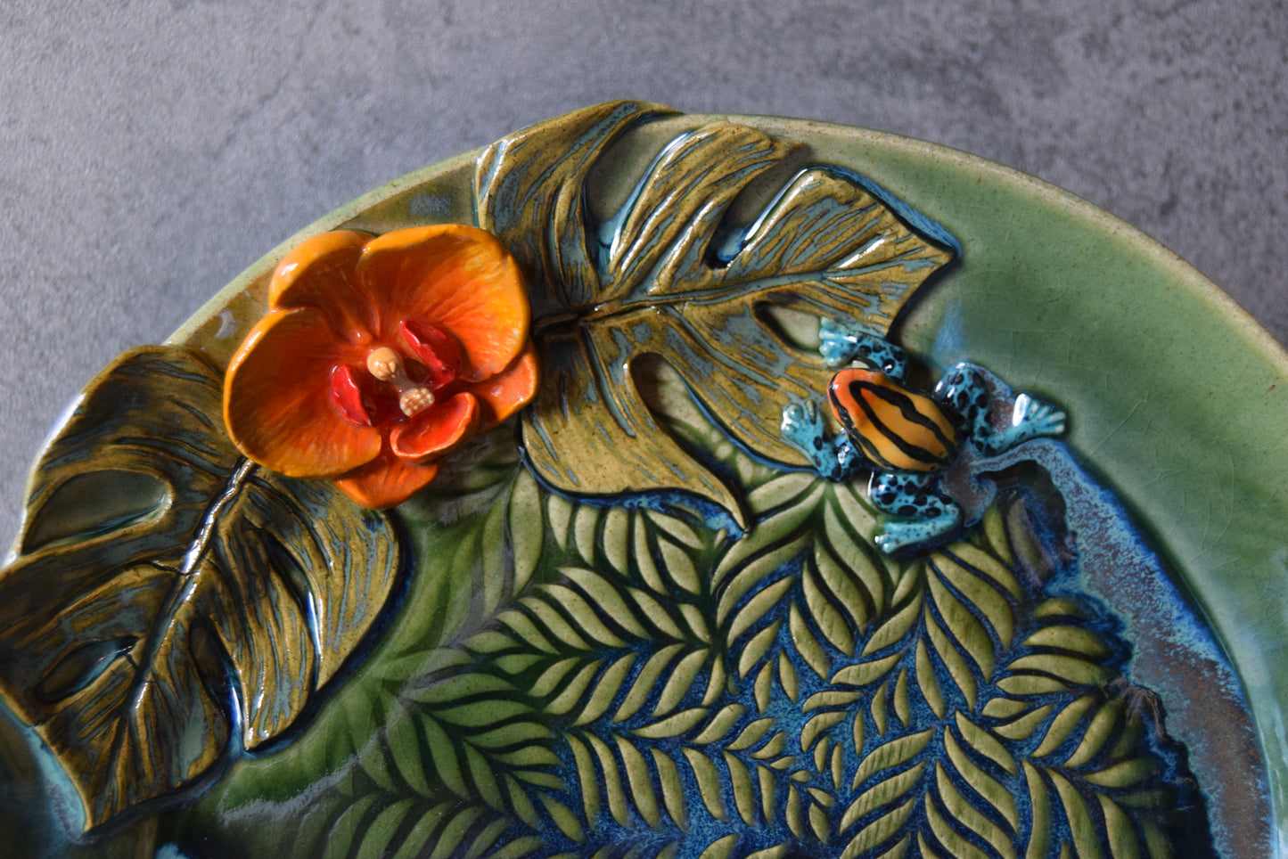 Frog and Orchid Plate