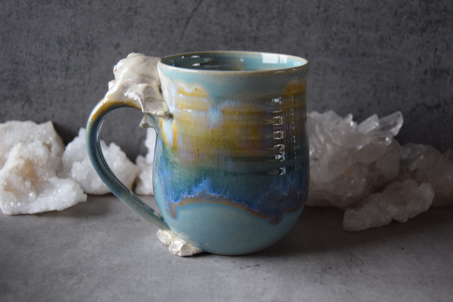 Polar Bear Den Mug (blue)