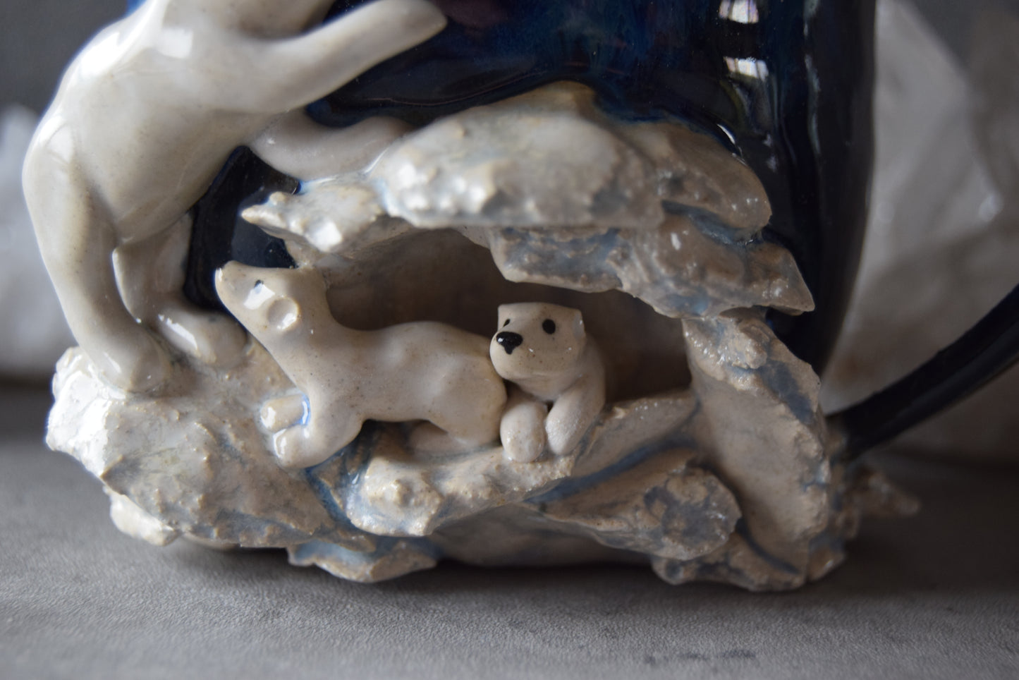 Polar Bear Den Mug (emerge)