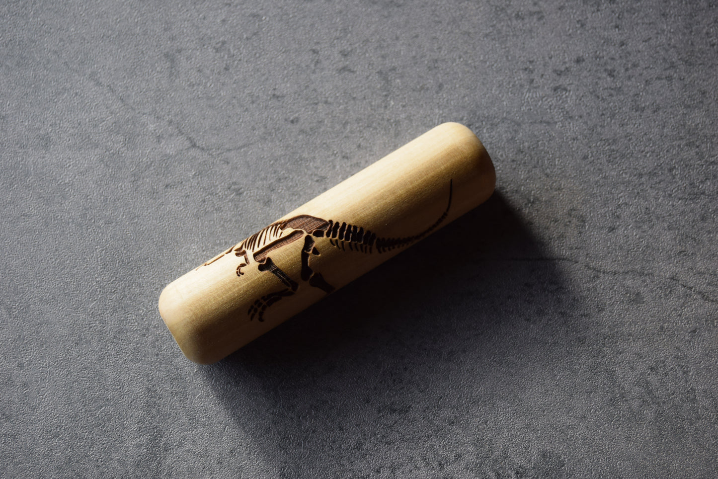 Z*Texture Roller- Tyrannosaurus Fossil (disarticulated)