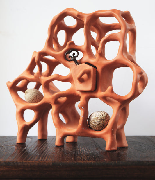 Dreaming Shell- Air Chambers / Ceramic Shelf