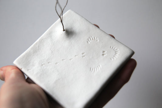 Dreaming Shell- Traced Tales / Porcelain Wall Art
